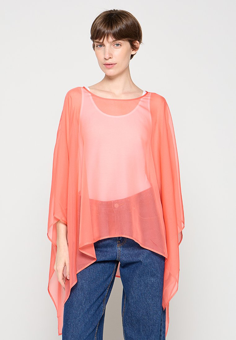 comma Cape Media 1