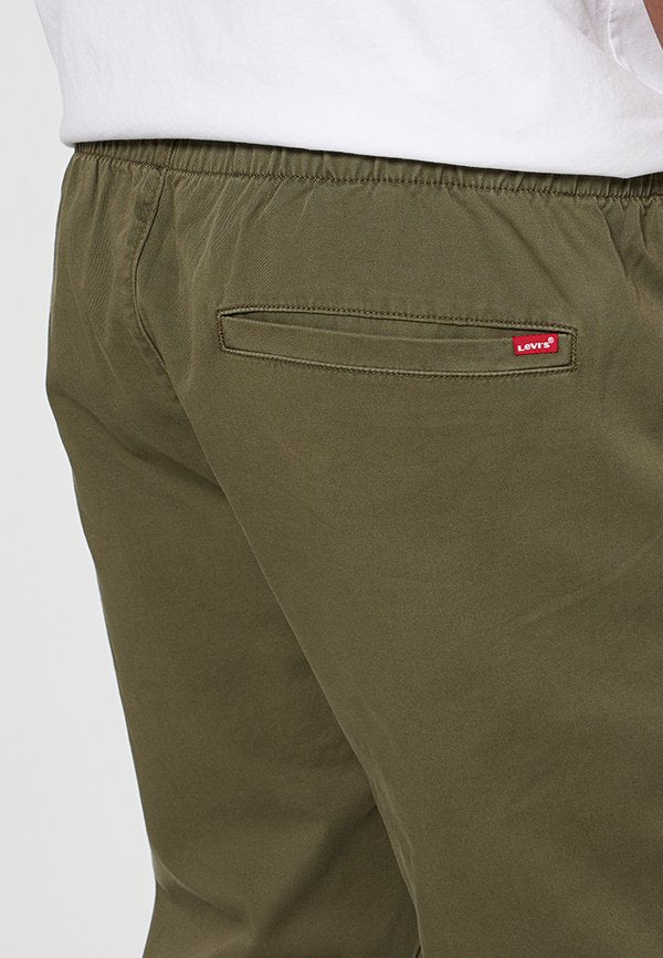 Levi's® Plus TAPERED FIT