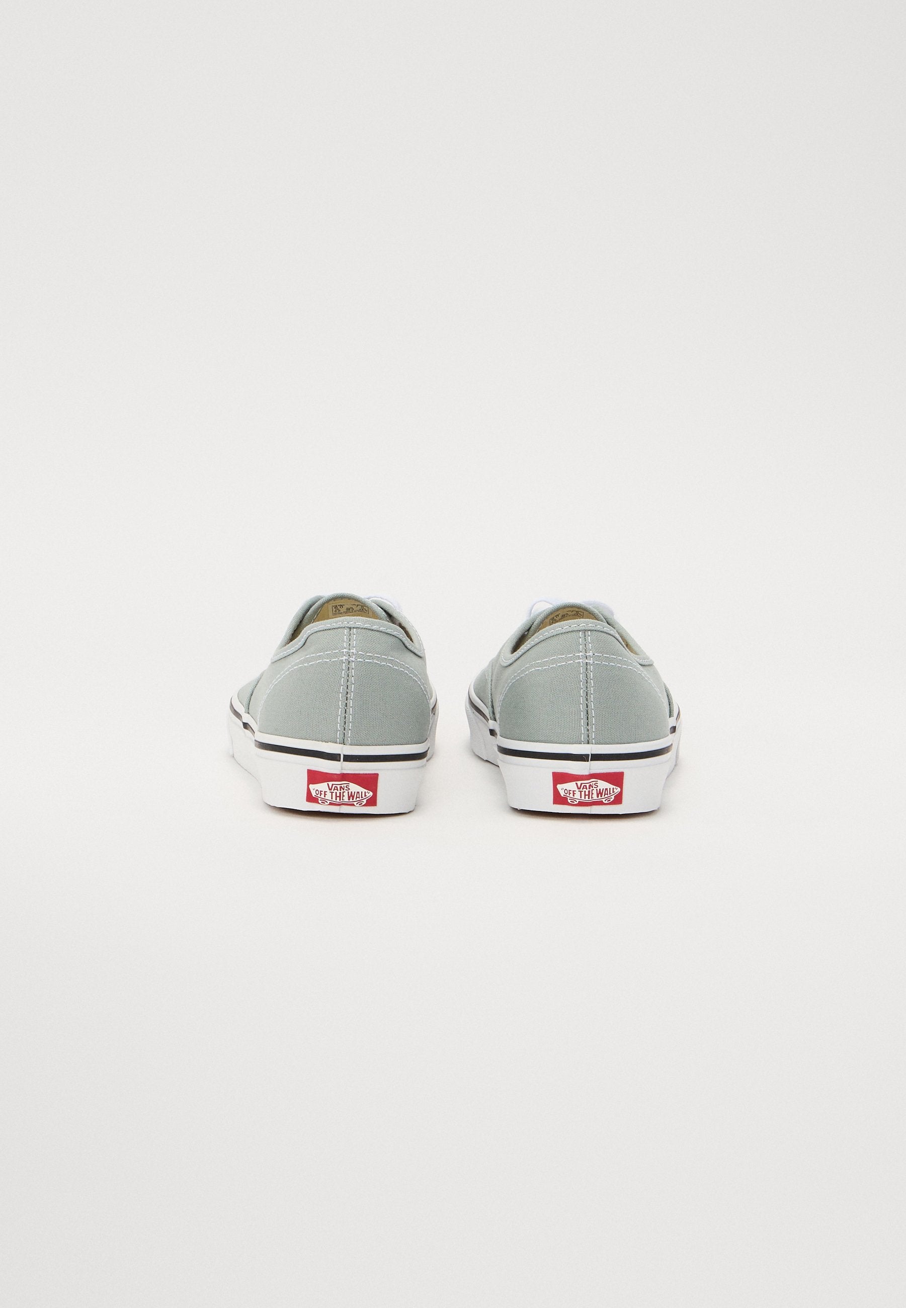 Vans AUTHENTIC UNISEX