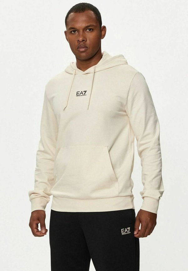 EA7 Emporio Armani