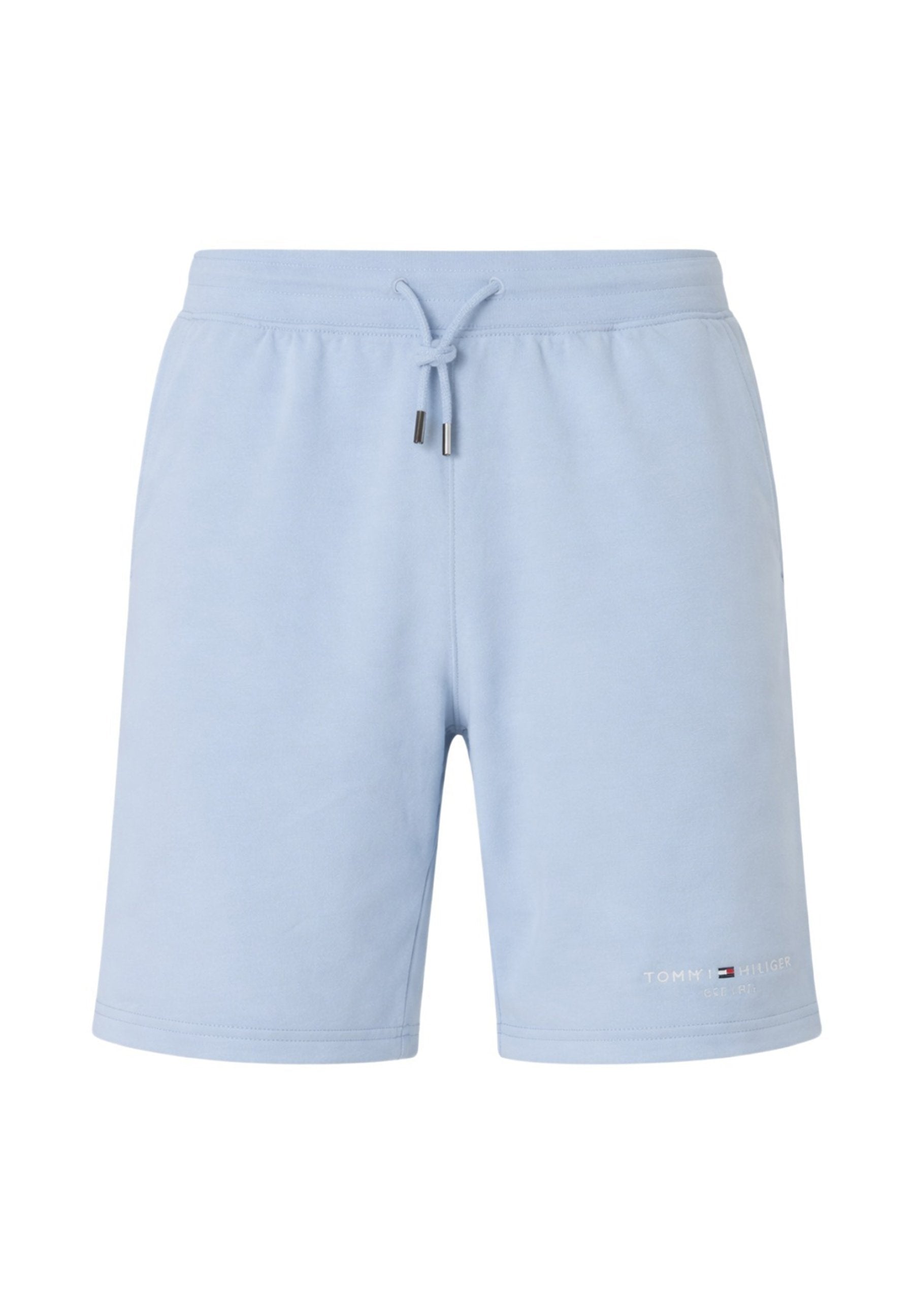 Hellblaue lässige Shorts mit elastischem Bund und Kordelzug, mit kleinem Tommy Hilfiger Logo am unteren linken Bein.