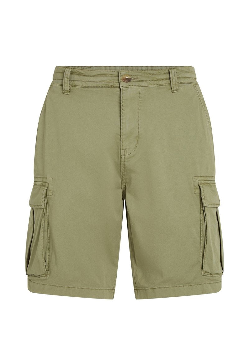 Olivgrüne Cargo-Shorts mit Knopfverschluss, seitlichen Taschen und einer glatten Stofftextur, die für Funktionalität und Komfort entworfen wurden.