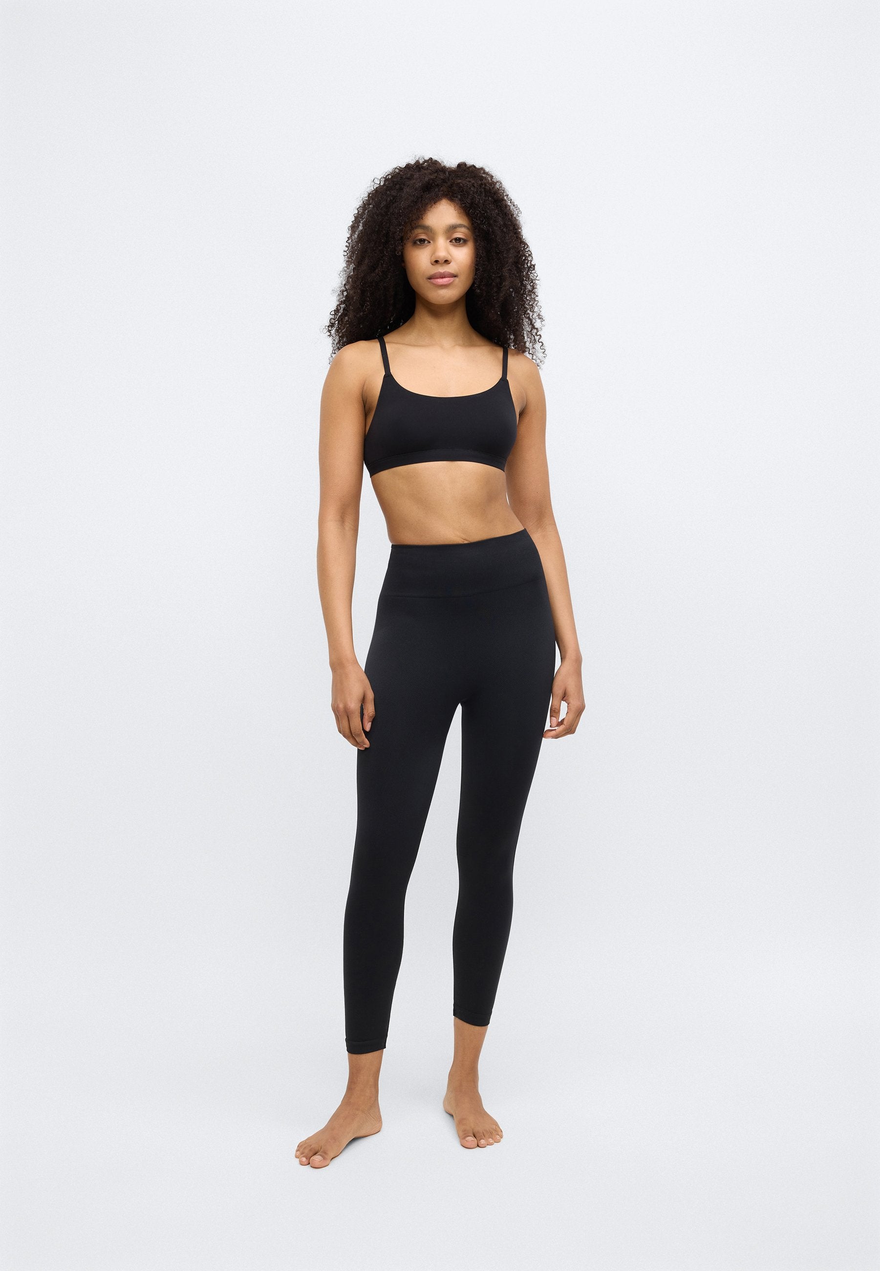 Spanx NEW SEAMLESS REGULAR