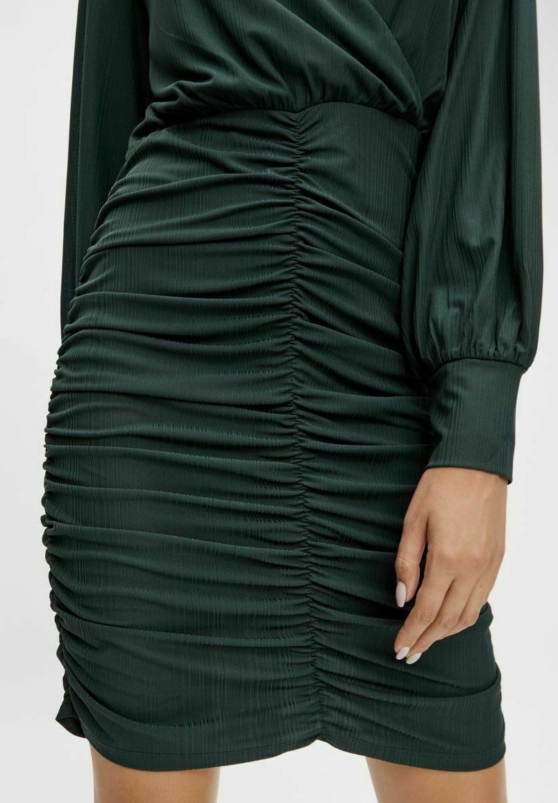 VILA VIPARTINA DRESS