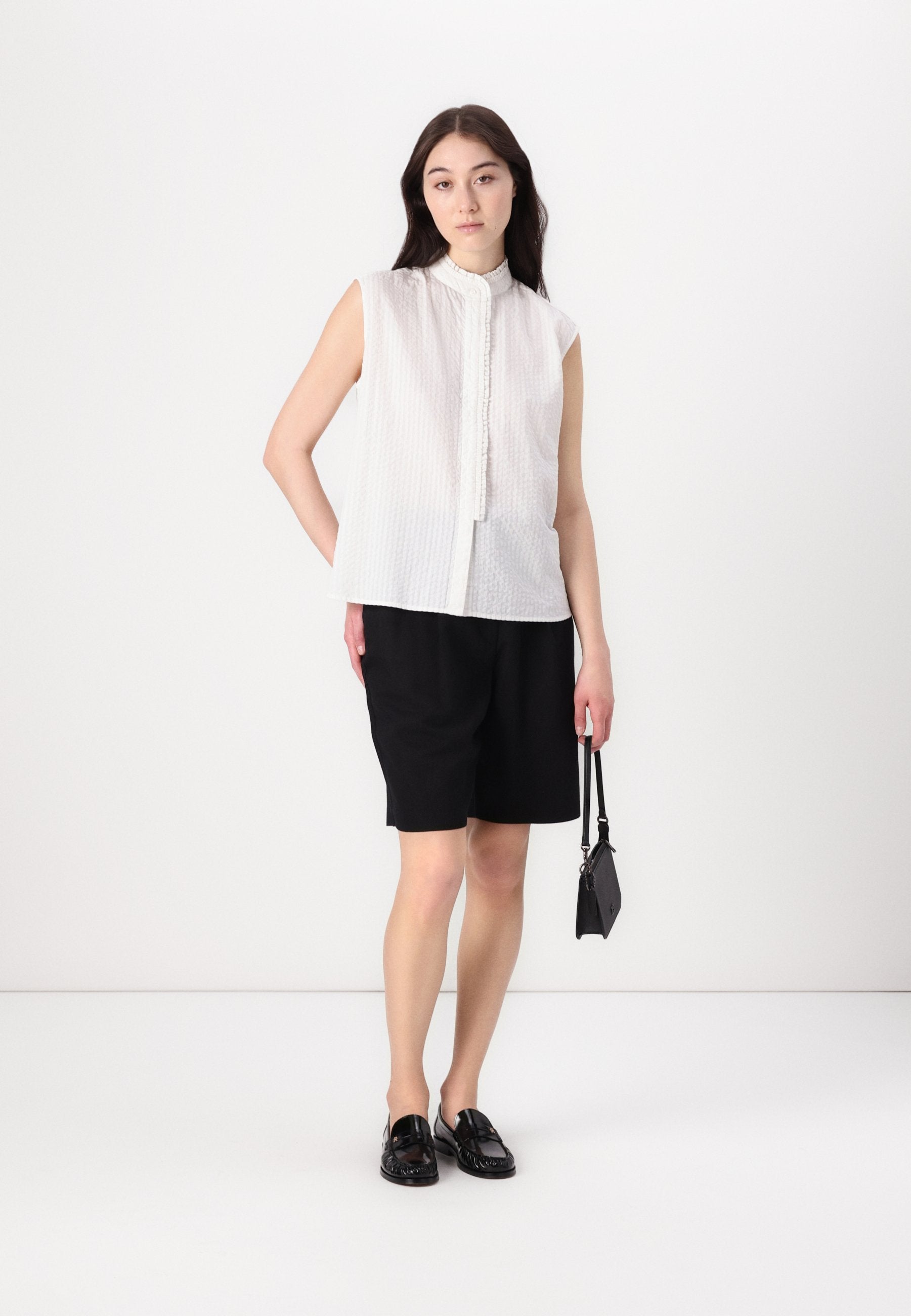 RUFFLE SHIRT Media 2