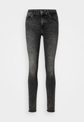 Skinny Jeans aus verwittertem schwarzem Denim, mit hoher Taille, schmalem Schnitt, fünf Taschen und ausgefranstem Saum an den Knöcheln.