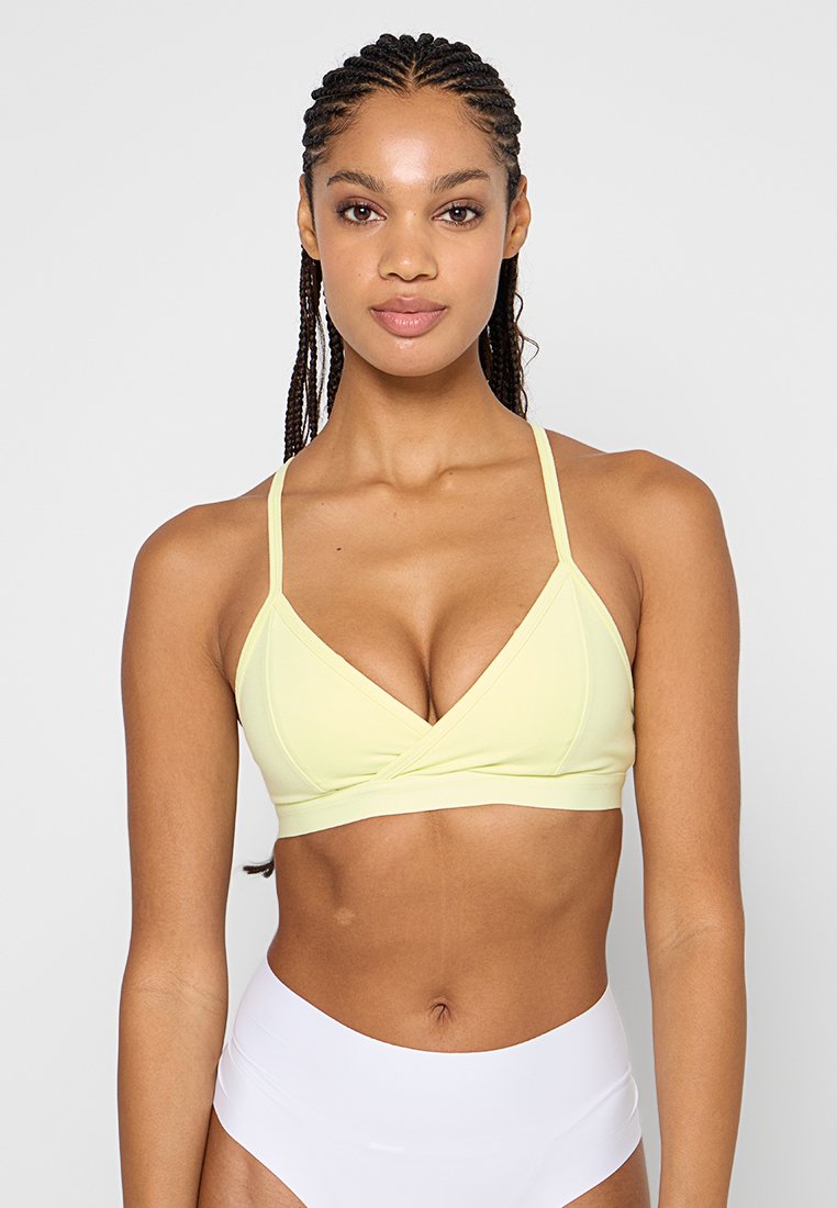 Fabletics THE LIVE-IN