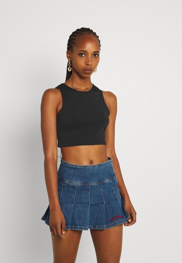 Nly by Nelly HIGH NECK CROP