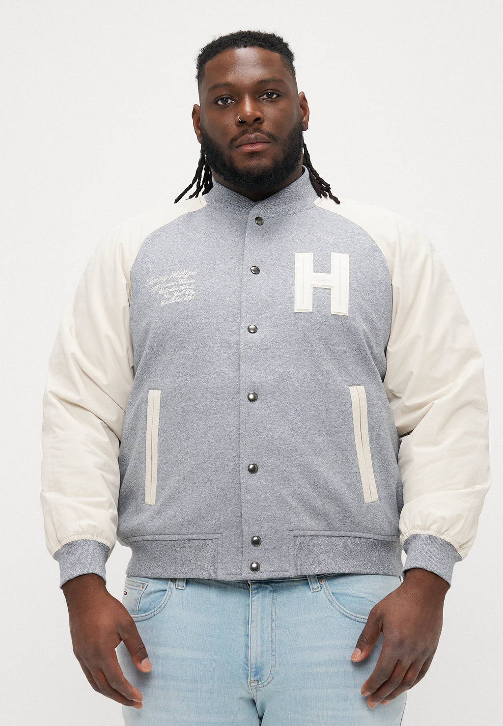 MIX MEDIA VARSITY  Media 3