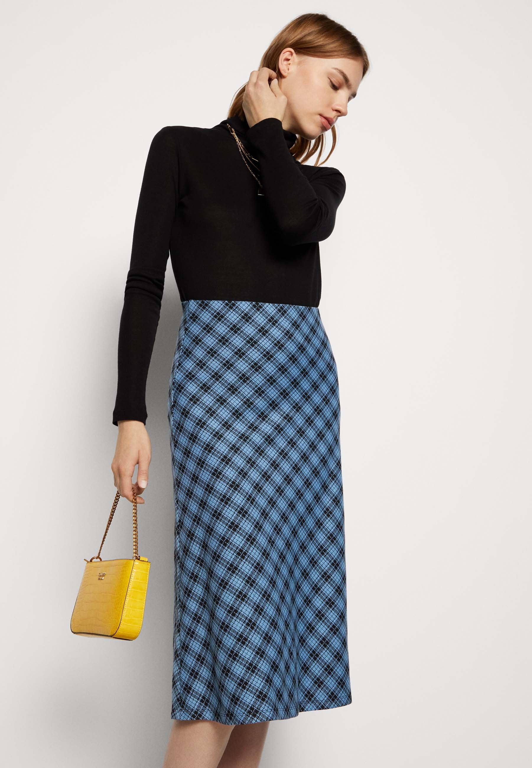 Hollister Co. MIDI SKIRT