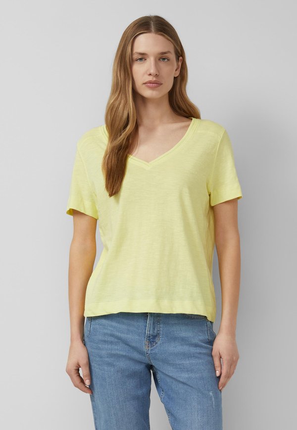 s.Oliver T-SHIRT - Basic T-shirt - gelb