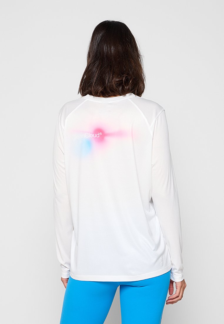 On Sport T-Shirt Media 2