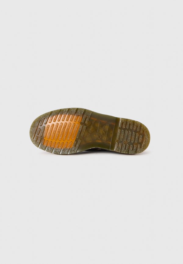 Dr. Martens PASCAL 8 EYE BOOT