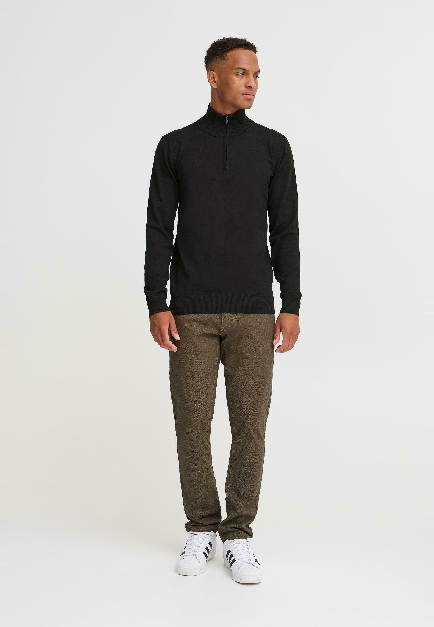 BHCASSRI FINE KNIT TROYER Media 2