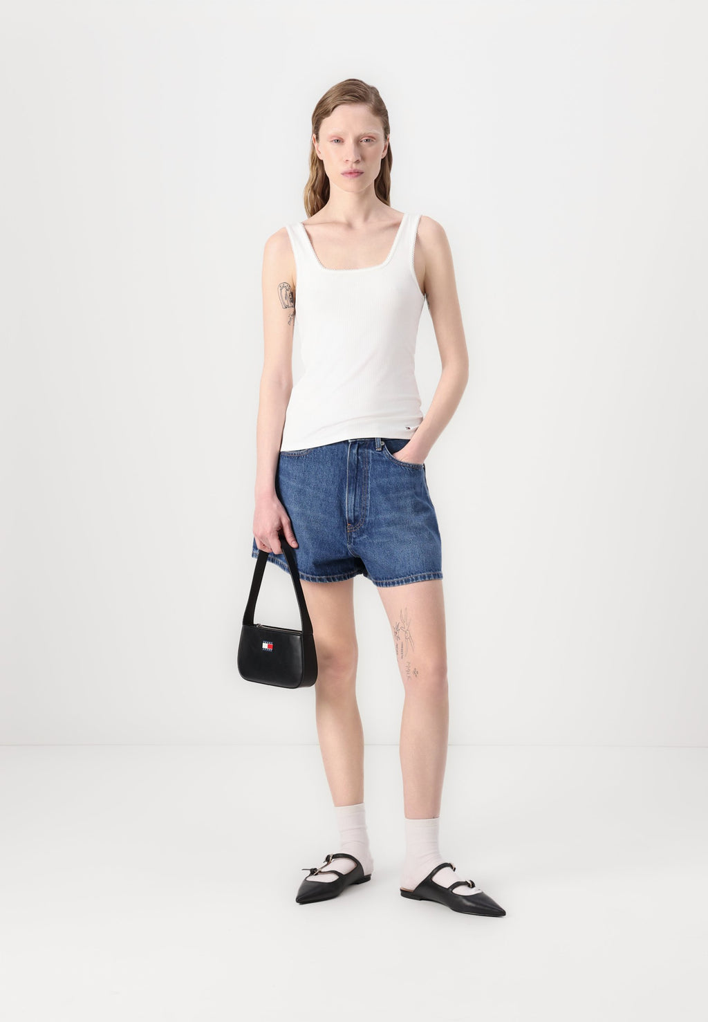Tommy Hilfiger Jeans Shorts Media 2