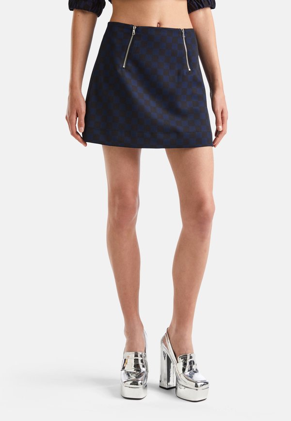 United Colors of Benetton CHECKERED