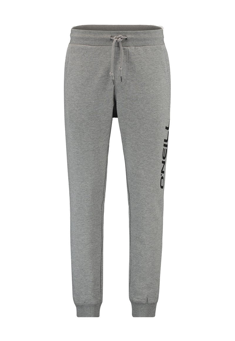 Graue Sweatpants aus weichem Baumwollstoff, mit einem Kordelzugbund, schmal zulaufenden Beinen und einem schwarzen Logo auf der linken Seite.