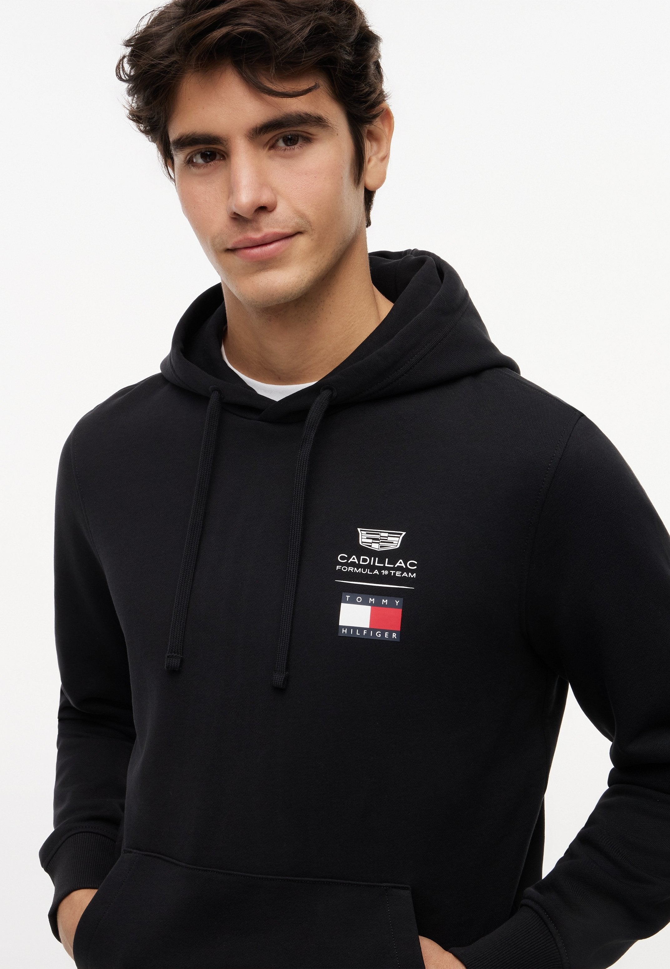 TH X CADILLAC FORMULA 1 TEAM LOGO HOODIE UNISEX Media 6