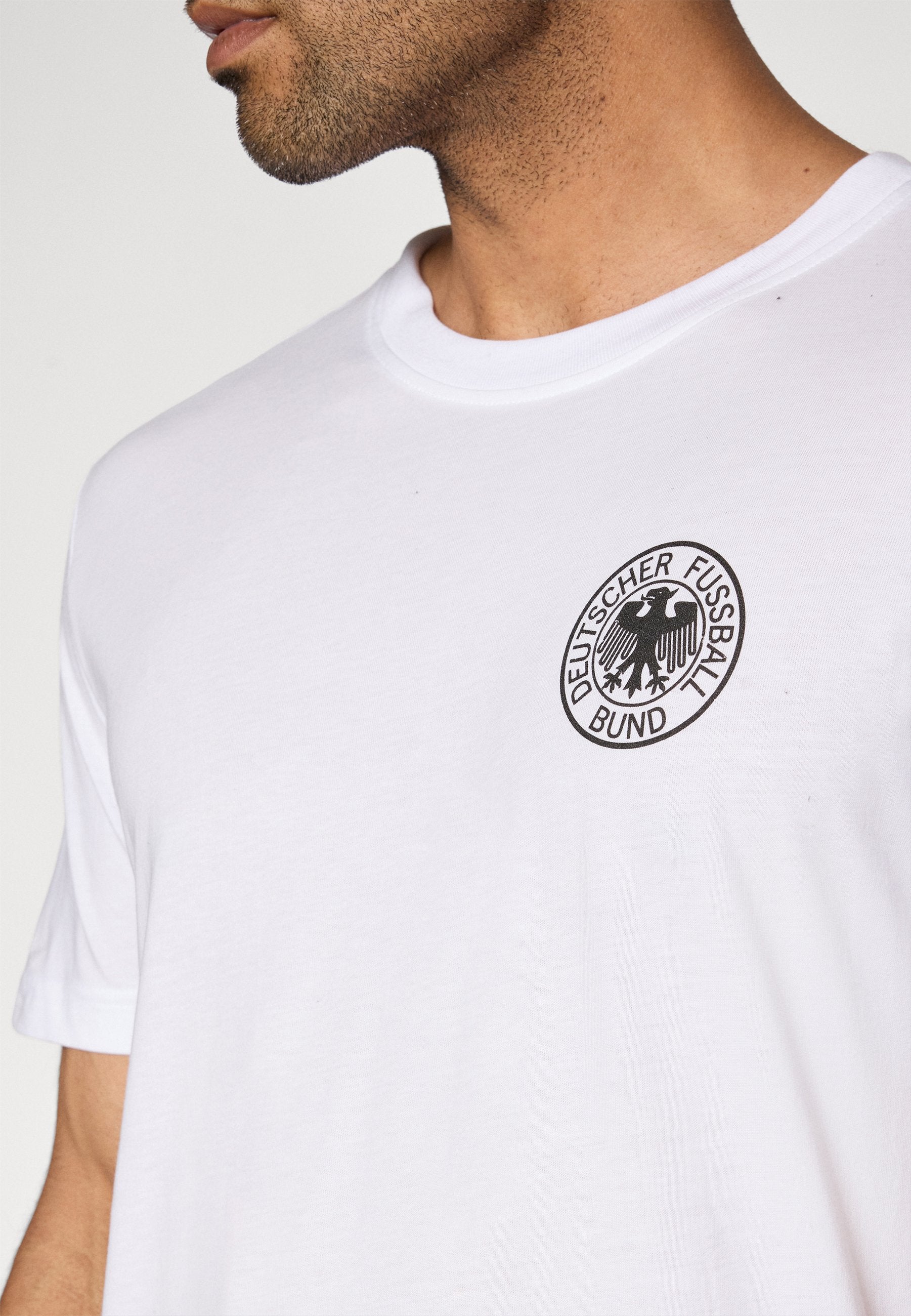 Fanatics DEUTSCHLAND DFB SMALL RETRO CREST