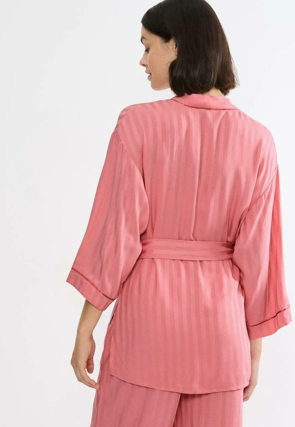 Triumph AMOURETTE JACQUARD ROBE TOP