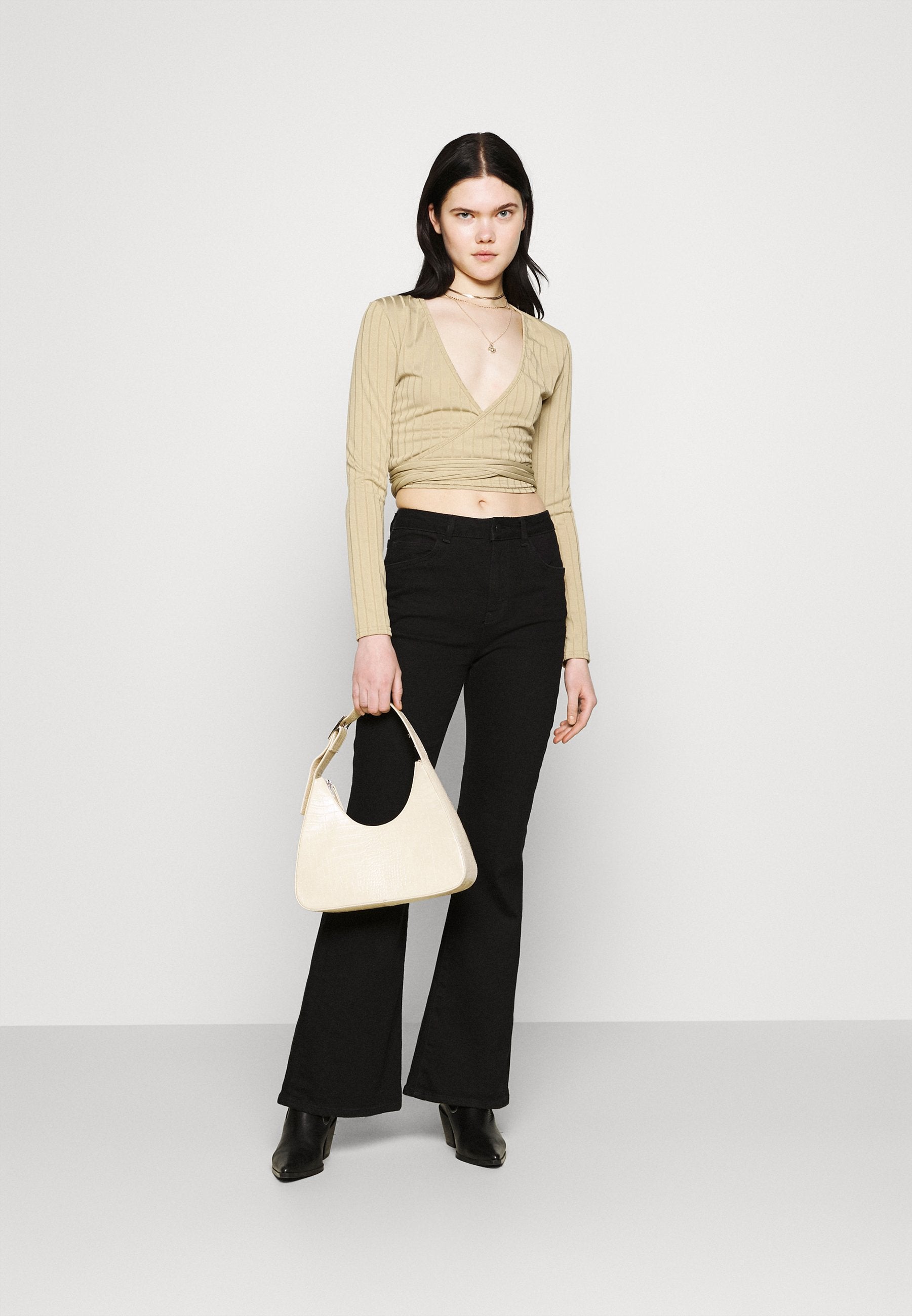 Missguided WRAP FRONT TIE WAIST CROP