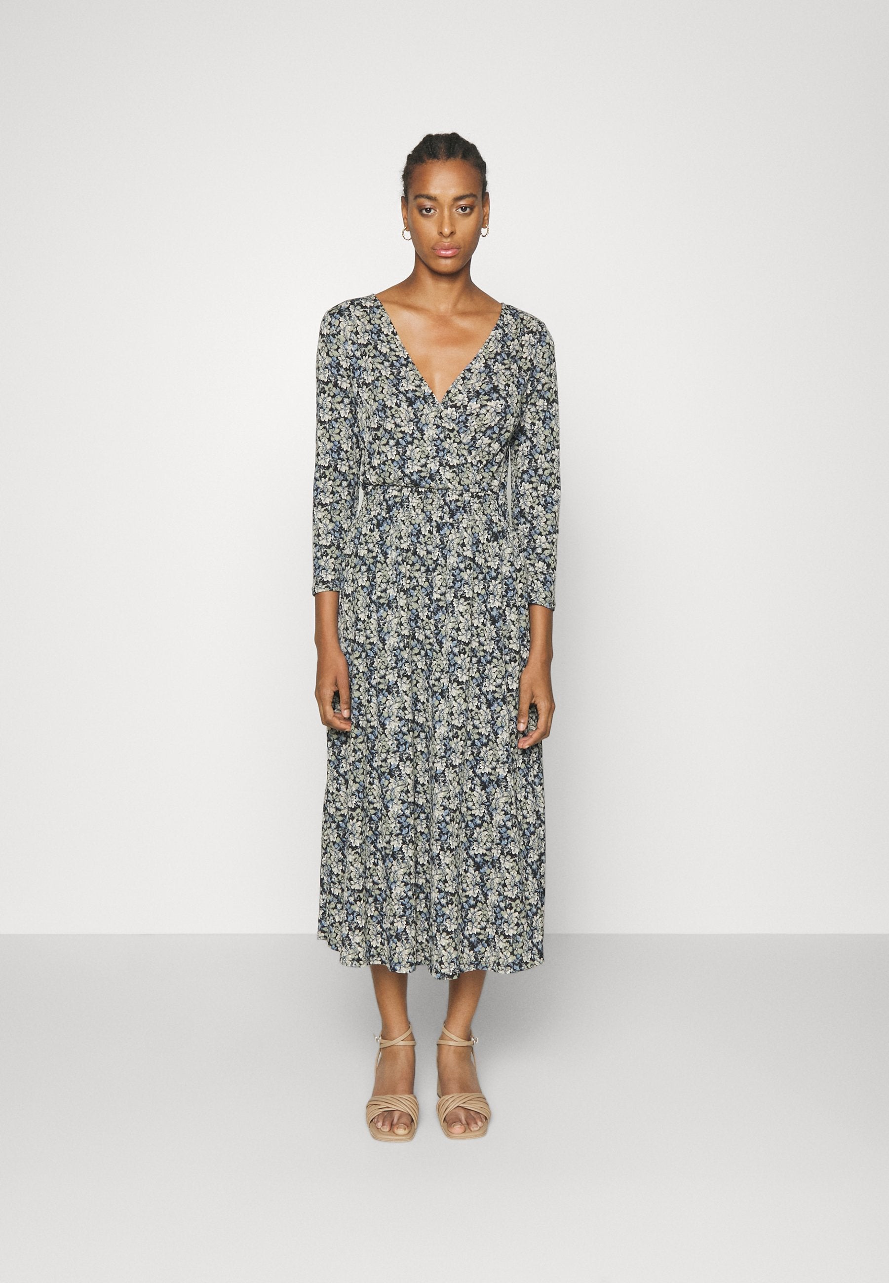 ONLPELLA DRESS  Media 3