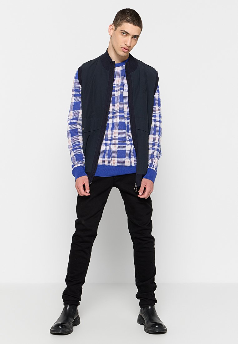 Lyle & Scott