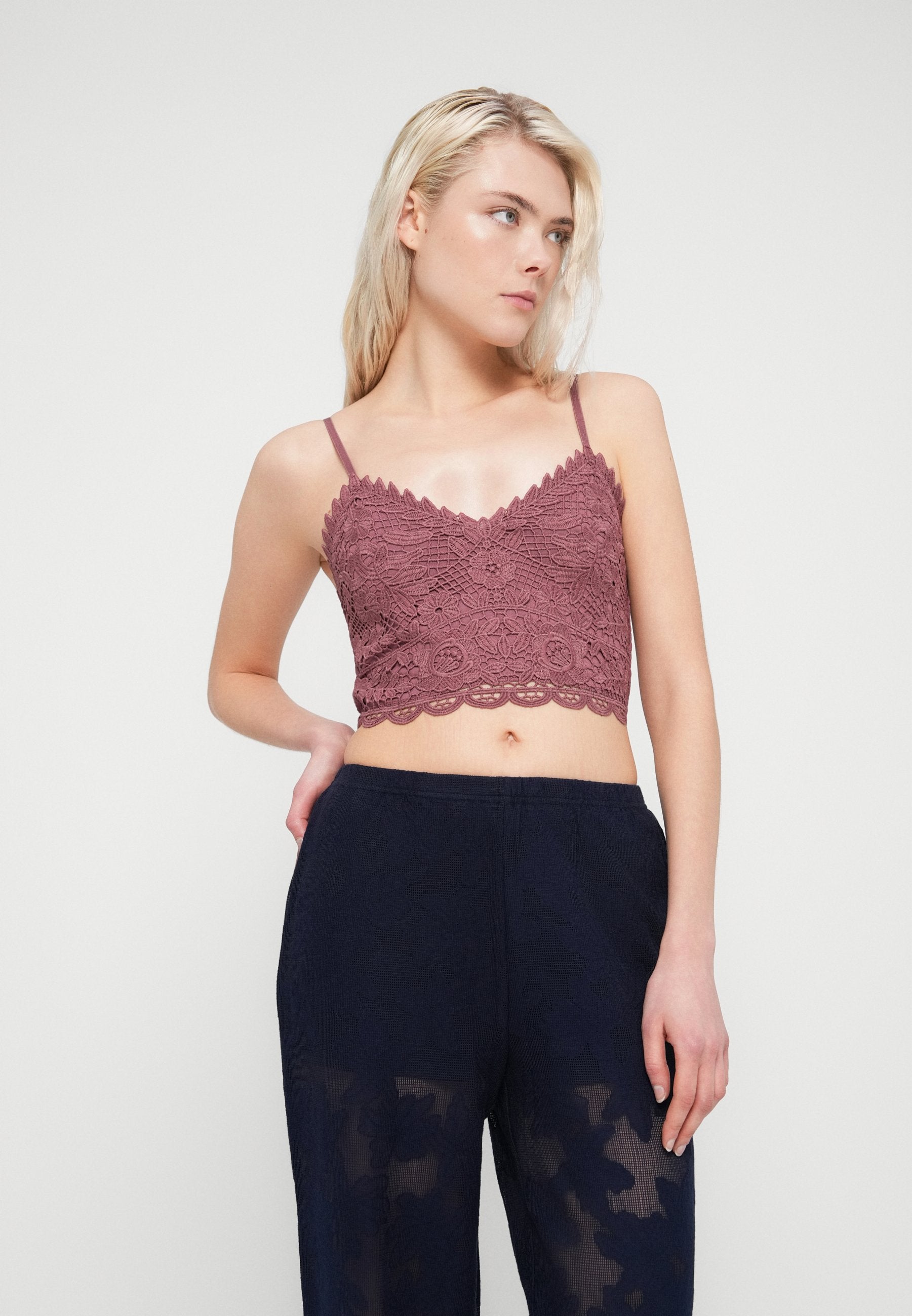 ONLMIRABELLA WIDE LACE PANT JRS Media 5