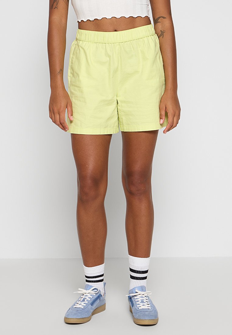 4F SHORTS CAS F750