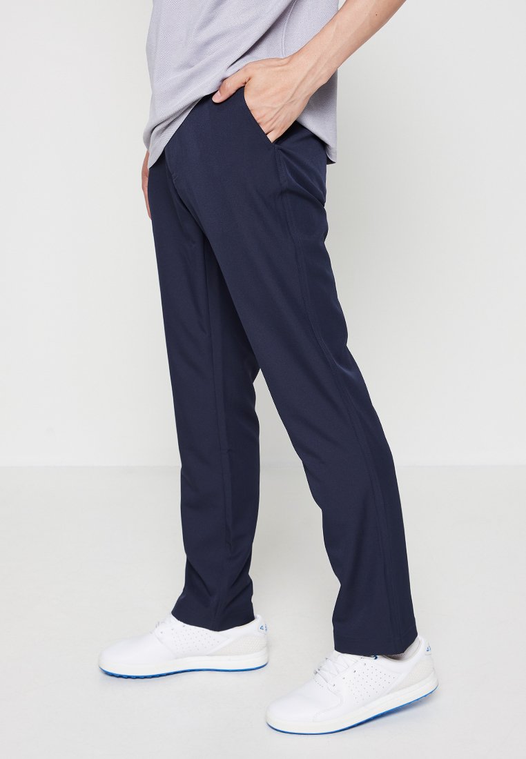 DKNY Sport PERFORMANCE