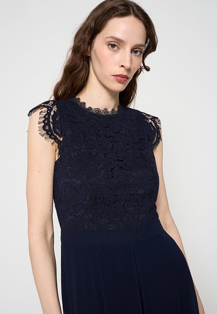 Apart Glamour