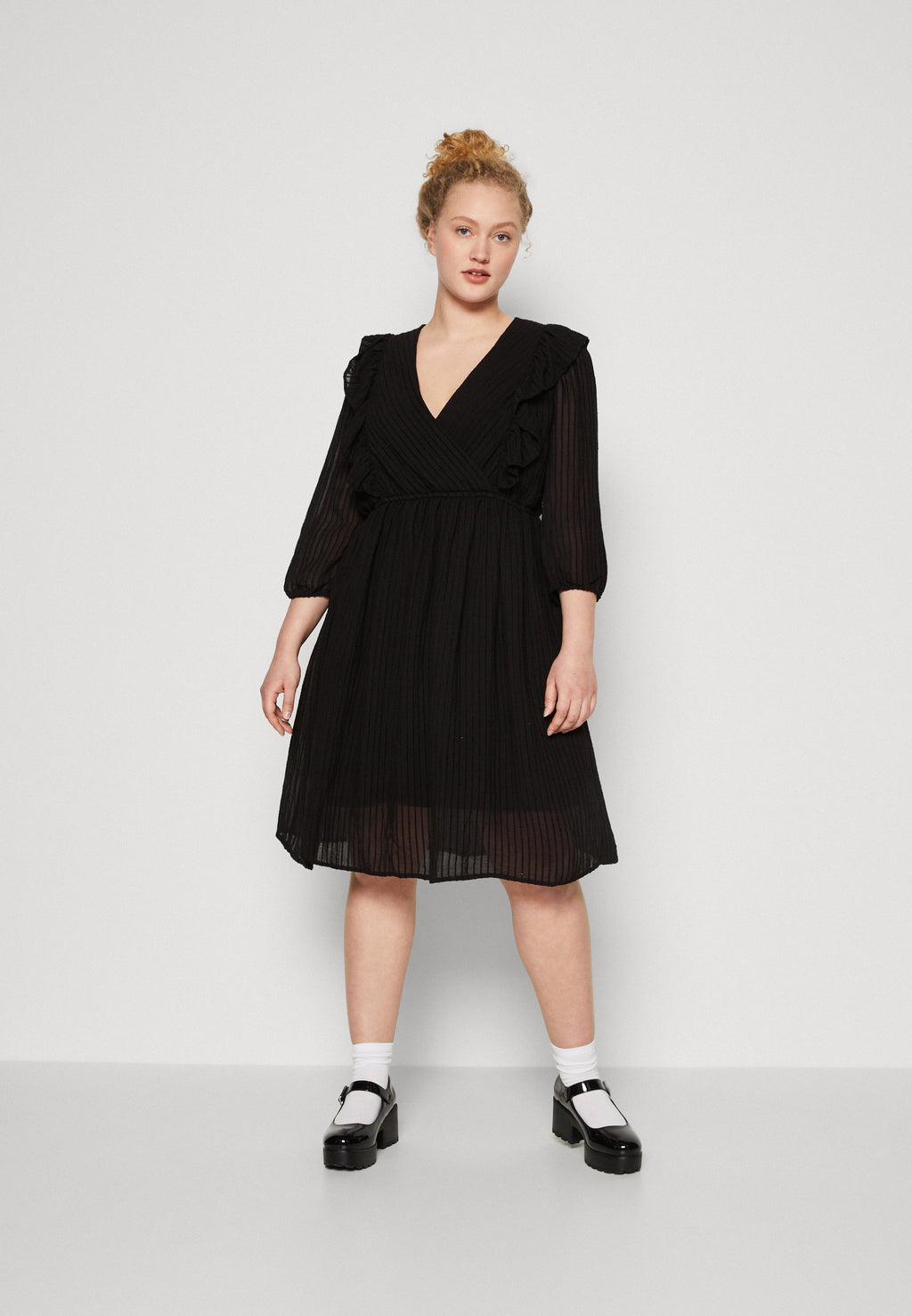 ONCLONDON RUFFLE DRESS  Media 3