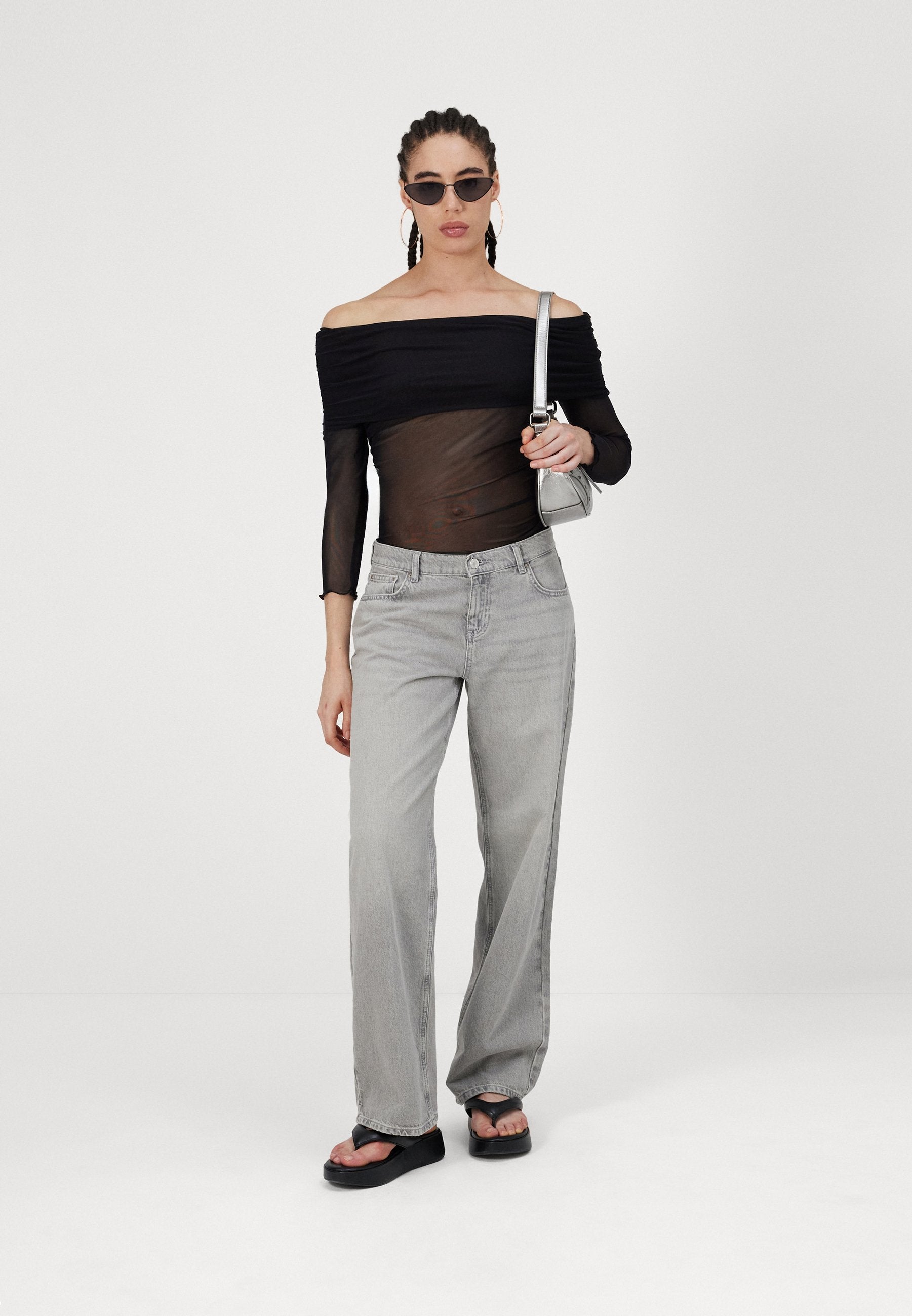 Straight fit ONLBRENDA Low waist Media 2