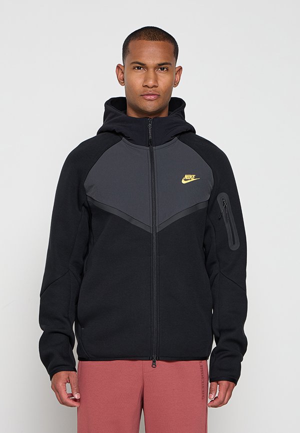 Nike Sportswear