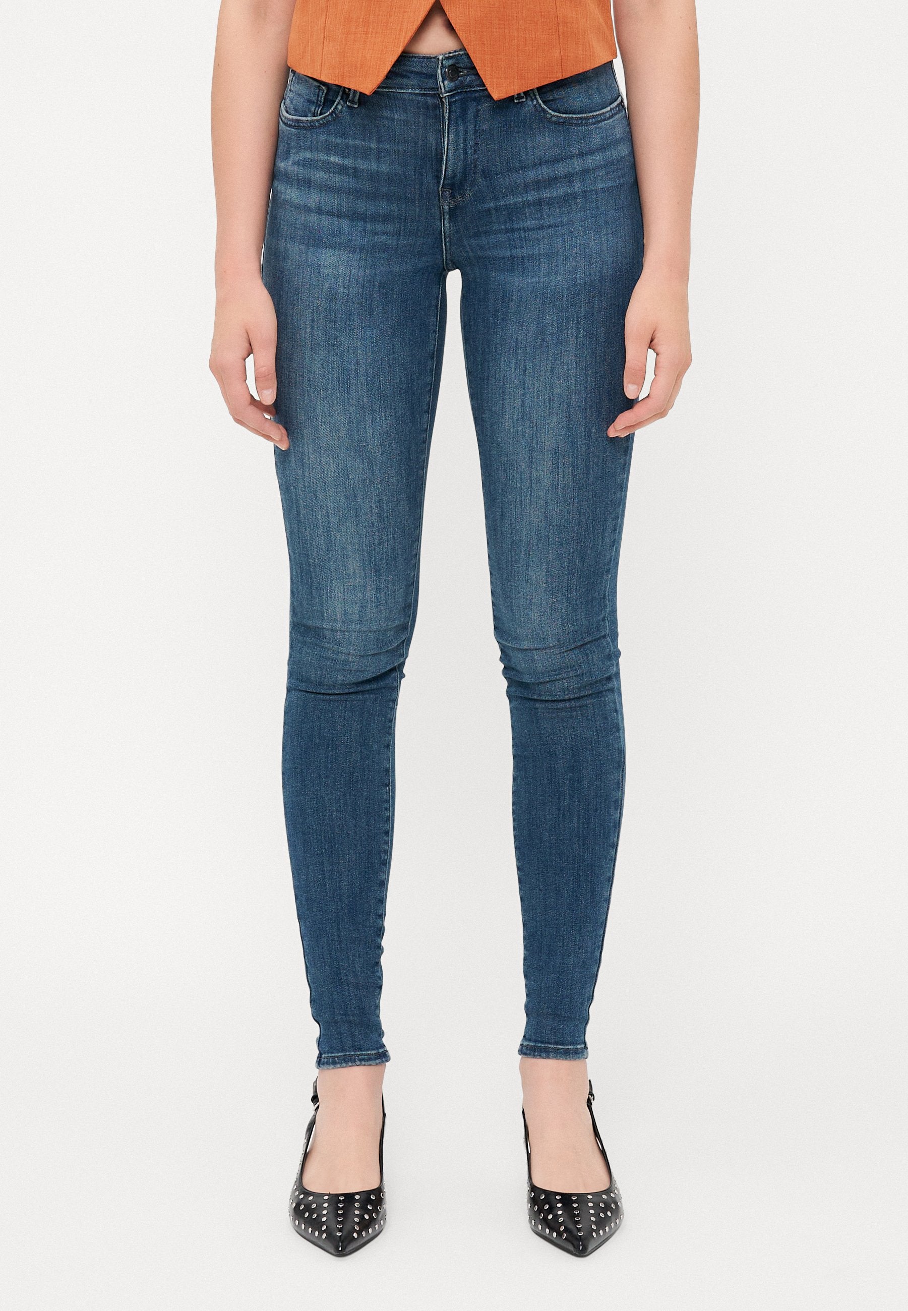 ONLPOWER MID WAIST PUSH UP Media 3