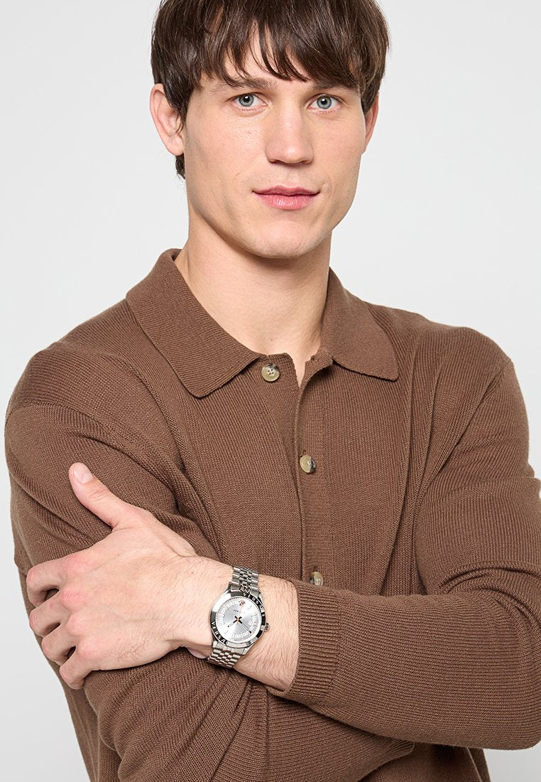 Versace HELLENYIUM