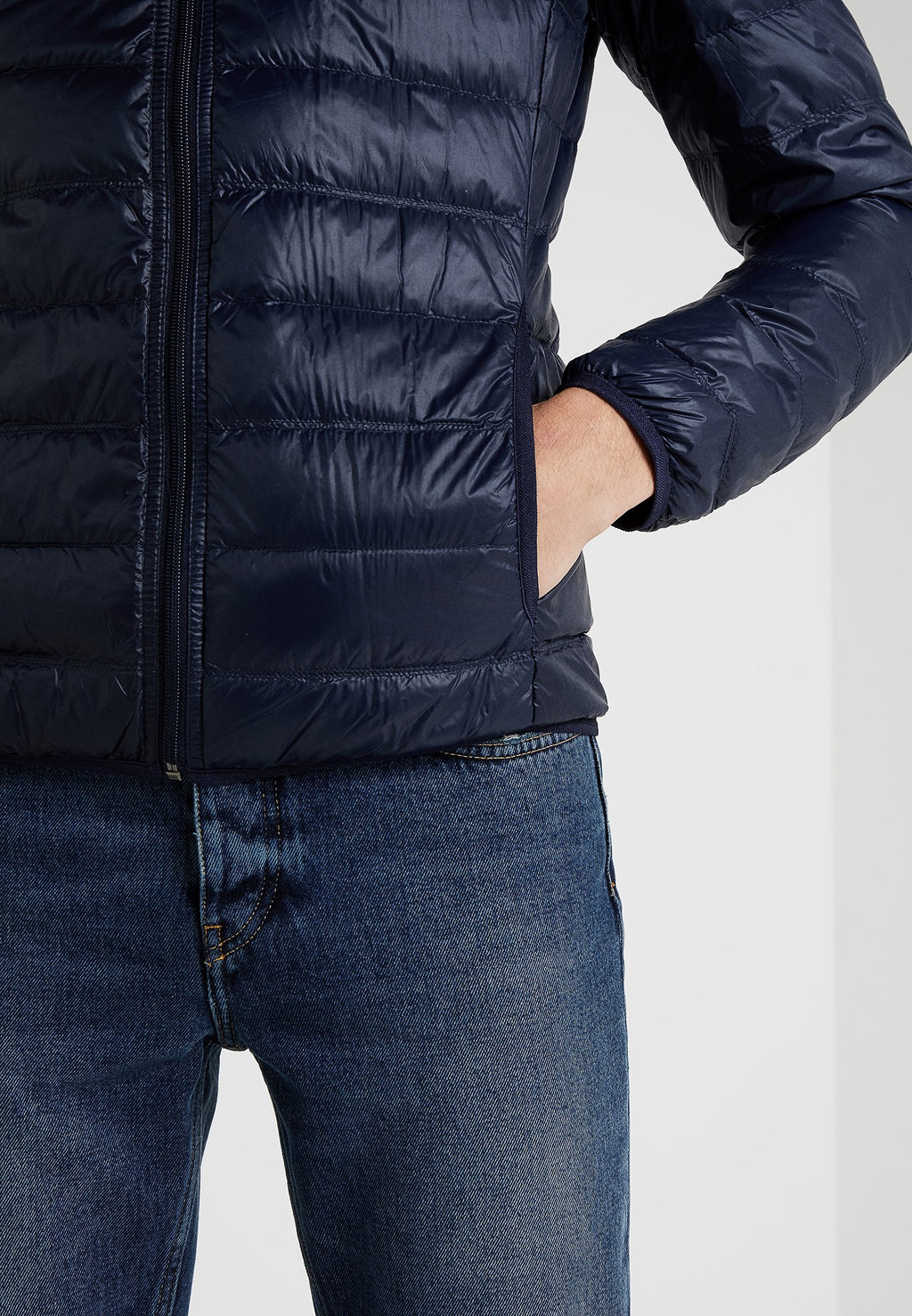 JACKET Media 6