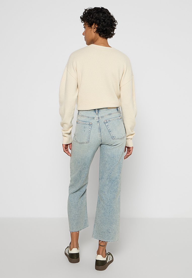 7 for all mankind ALEXA