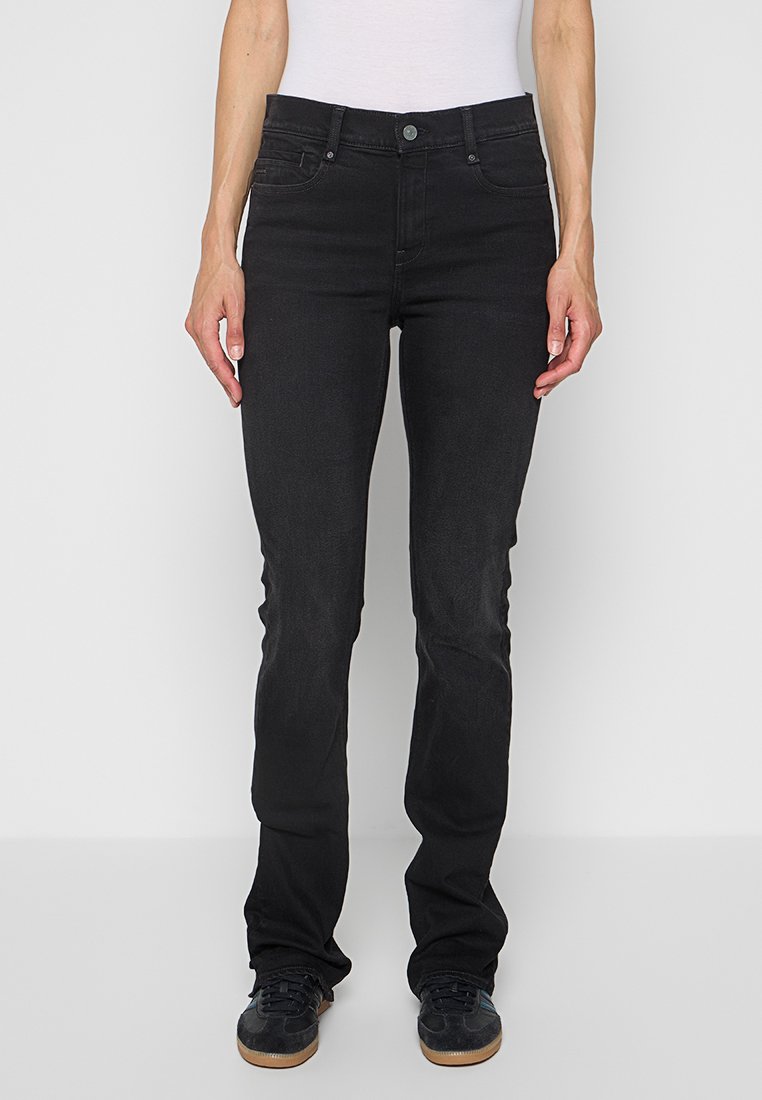 NOXER BOOTCUT Media 1