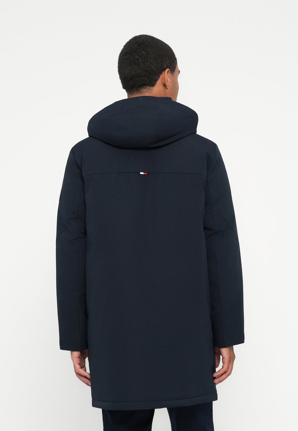 TECH HOODED PADDED Media 4