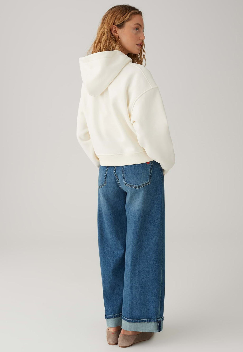 OPUS SOFT HOODED HEART DETAIL