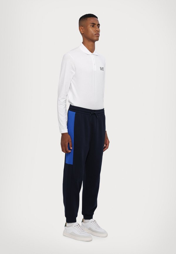EA7 Emporio Armani PANTALONI
