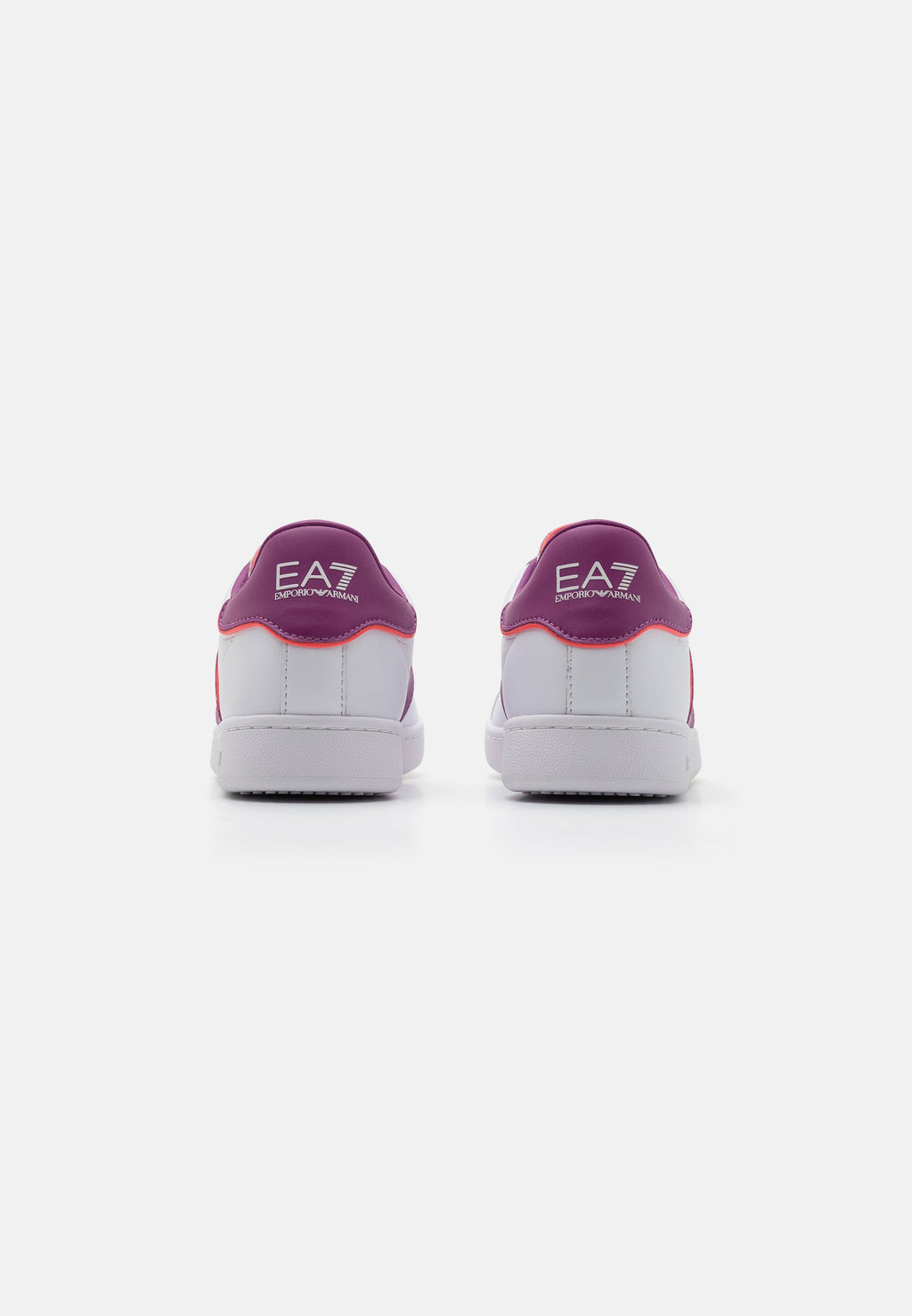 CLASSIC UNISEX Media 3