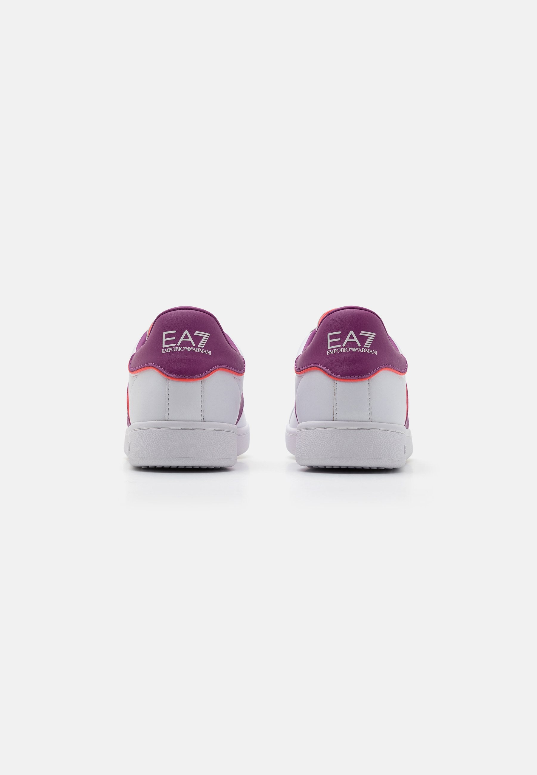 CLASSIC UNISEX Media 3