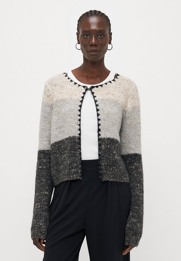 Vero Moda Tall VMJENNA O NECK CARDIGAN - Cardigan - oatmeal