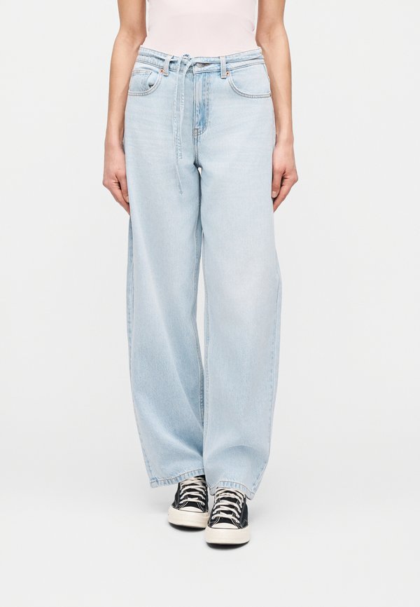 Vero Moda Mom fit VMESTELLE High rise Barrel