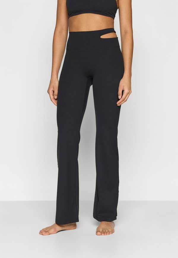 Nike Performance ZENVY FLARE - Leggings - black