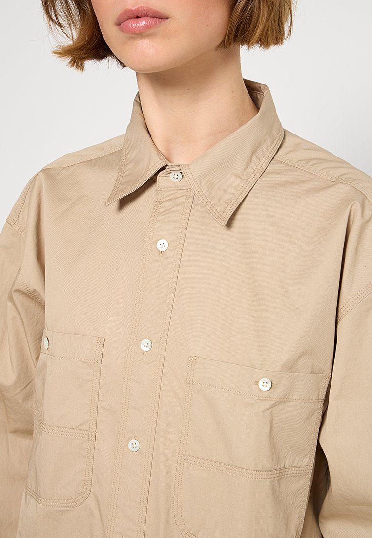 GANT OVERSIZED FIT