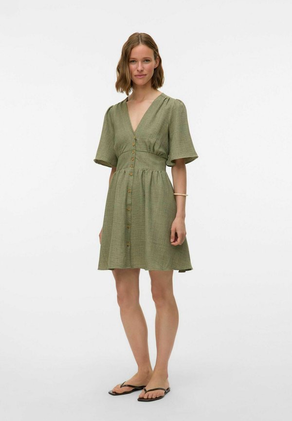 Vero Moda VMMELANEY Short - Day dress - laurel wreath