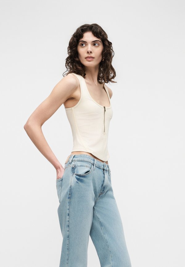 Guess FLAVIENNE SCOOP NECK